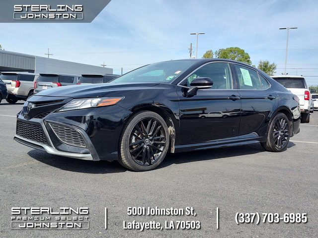 2021 Toyota Camry XSE FWD photo