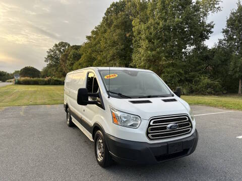 2016 Ford Transit Van RWD photo