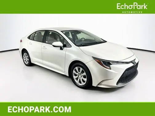 2021 Toyota Corolla LE FWD photo