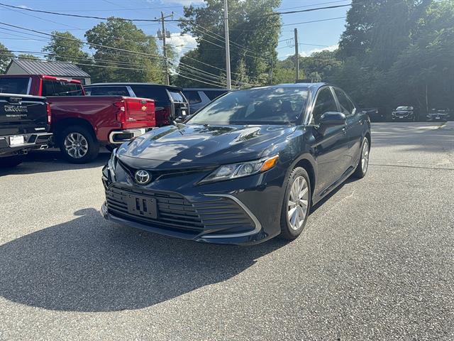 2021 Toyota Camry LE AWD photo