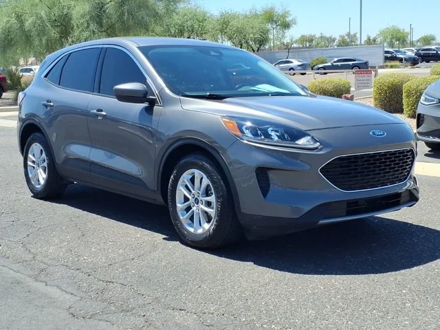 2021 Ford Escape SE FWD photo