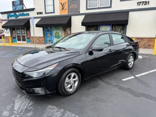 2021 Hyundai Elantra SE FWD photo