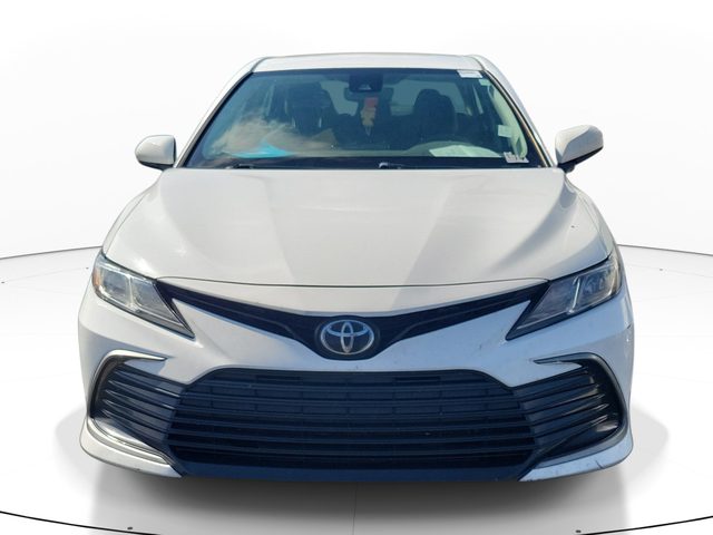 2021 Toyota Camry LE FWD photo