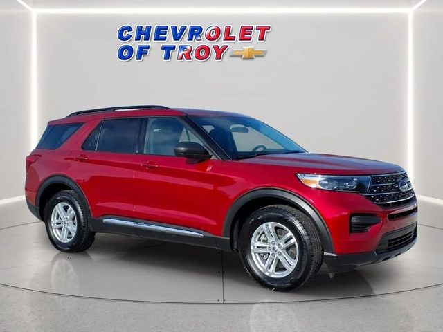 2021 Ford Explorer XLT 4WD photo