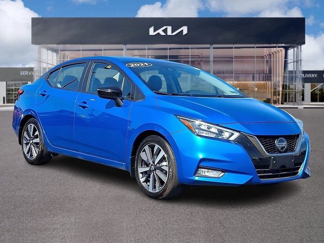 2021 Nissan Versa SR FWD photo