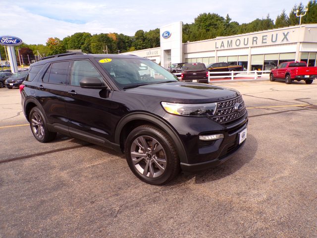 2021 Ford Explorer XLT 4WD photo