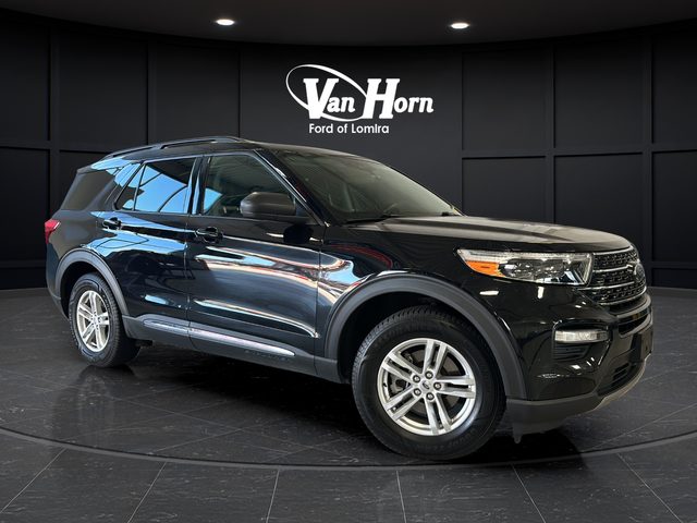 2021 Ford Explorer XLT 4WD photo