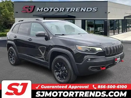 2021 Jeep Cherokee Trailhawk 4WD photo