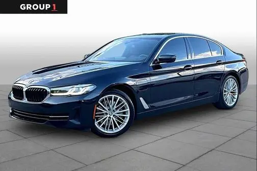 2021 BMW 5 Series 530e RWD photo