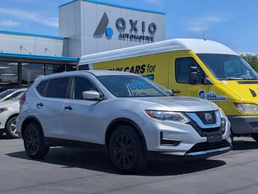 2019 Nissan Rogue S FWD photo