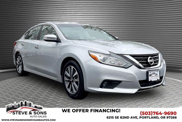 2017 Nissan Altima 2.5 SV FWD photo
