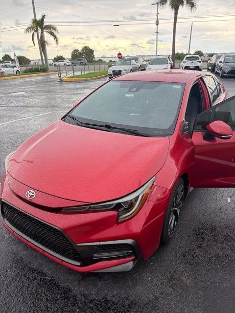 2021 Toyota Corolla SE FWD photo