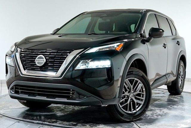 2021 Nissan Rogue S FWD photo