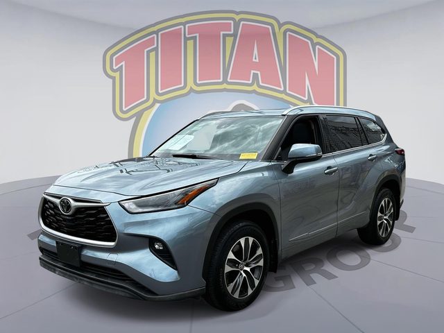 2021 Toyota Highlander XLE AWD photo