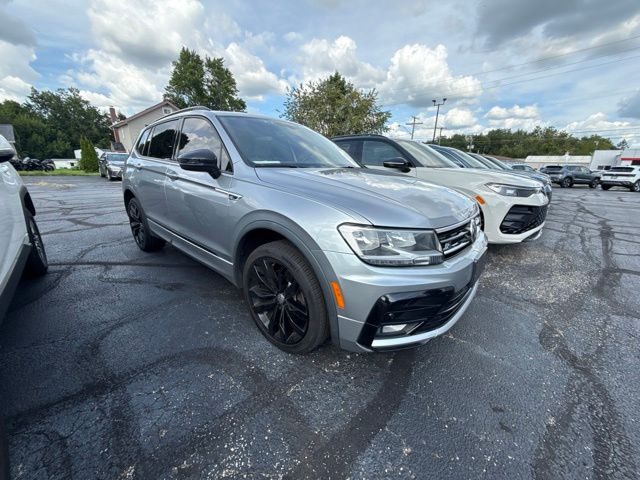 2021 Volkswagen Tiguan SE R-Line Black AWD photo