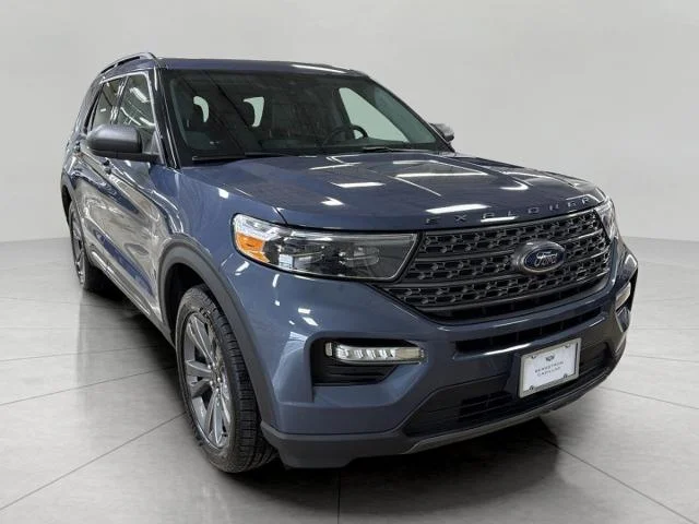 2021 Ford Explorer XLT 4WD photo