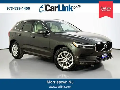 2021 Volvo XC60 Momentum AWD photo