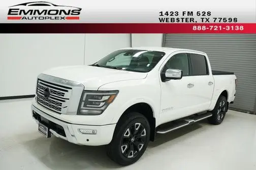 2021 Nissan Titan Platinum Reserve 4WD photo