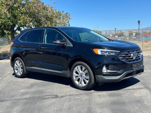 2021 Ford Edge Titanium AWD photo