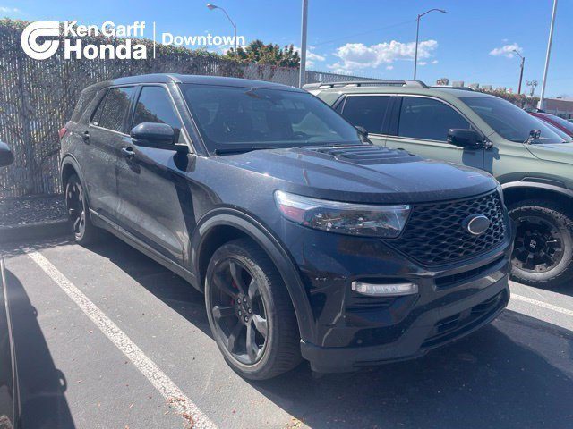 2021 Ford Explorer ST 4WD photo