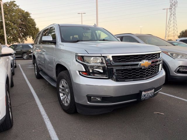 2020 Chevrolet Suburban LT 4WD photo