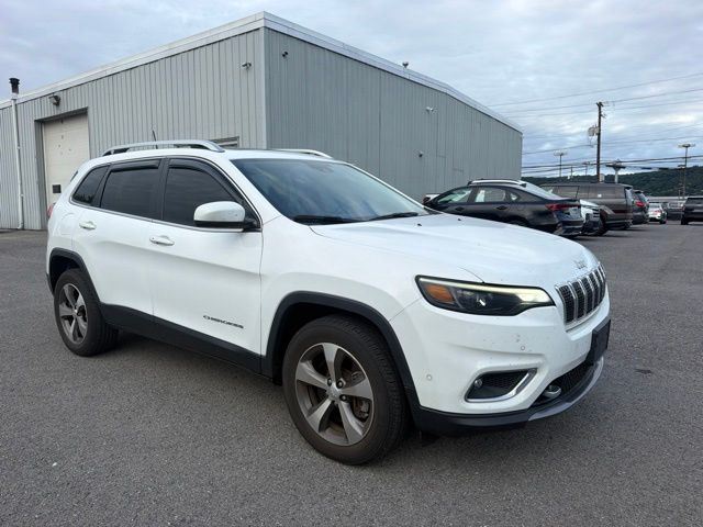 2021 Jeep Cherokee Limited 4WD photo