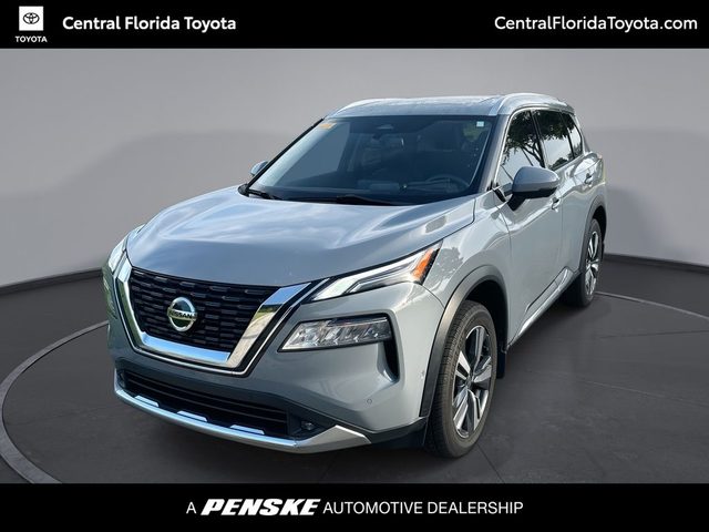 2021 Nissan Rogue Platinum FWD photo
