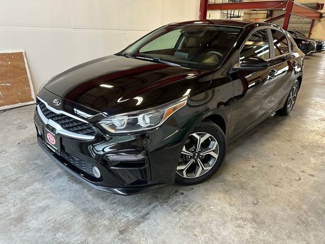 2021 Kia Forte LXS FWD photo