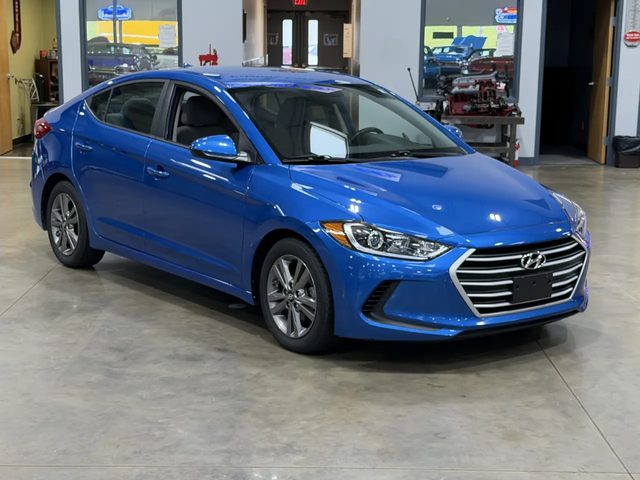 2018 Hyundai Elantra SEL FWD photo