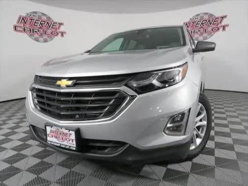 2021 Chevrolet Equinox LS FWD photo