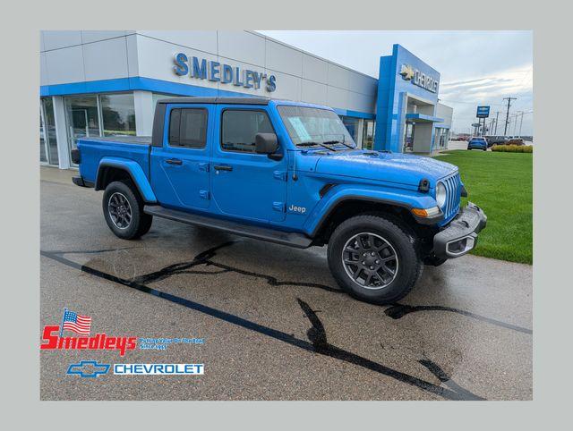 2021 Jeep Gladiator Overland 4WD photo