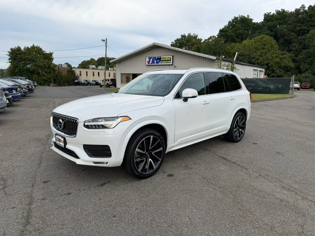 2021 Volvo XC90 Momentum AWD photo