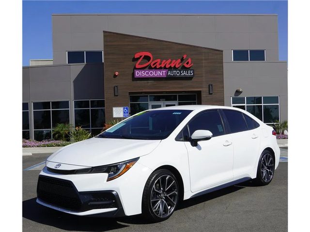 2018 Toyota Camry SE FWD photo