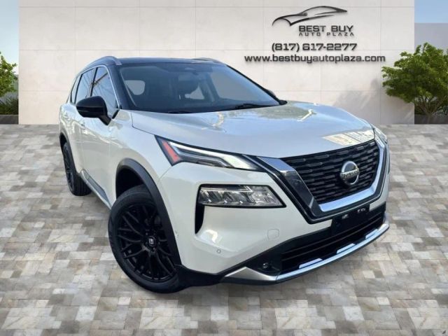 2021 Nissan Rogue Platinum FWD photo