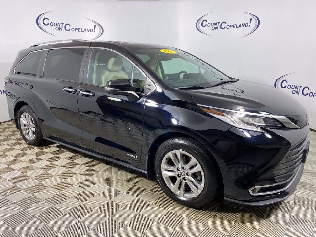 2021 Toyota Sienna Limited AWD photo