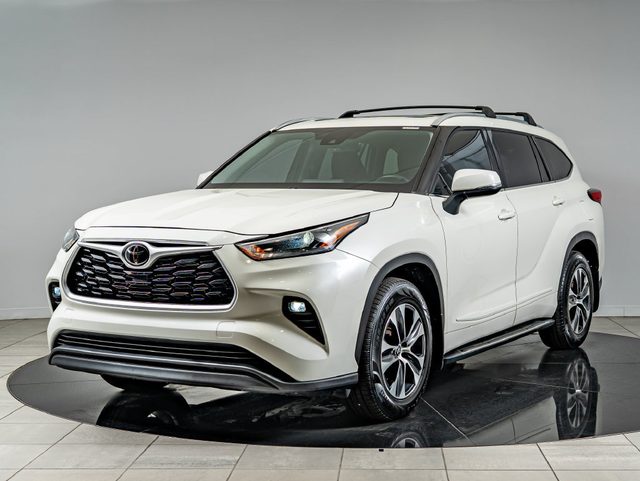 2021 Toyota Highlander XLE AWD photo