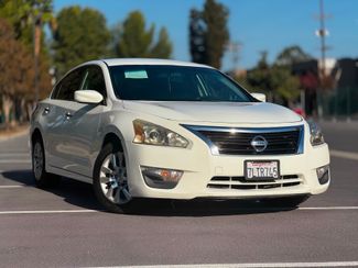 2015 Nissan Altima 2.5 FWD photo