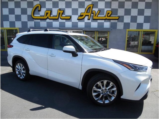 2021 Toyota Highlander Limited AWD photo