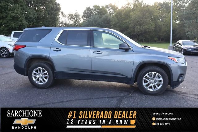 2021 Chevrolet Traverse LS AWD photo