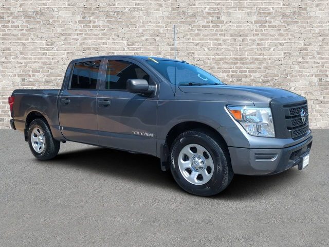 2021 Nissan Titan S RWD photo