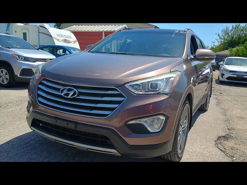 2015 Hyundai Santa Fe GLS FWD photo