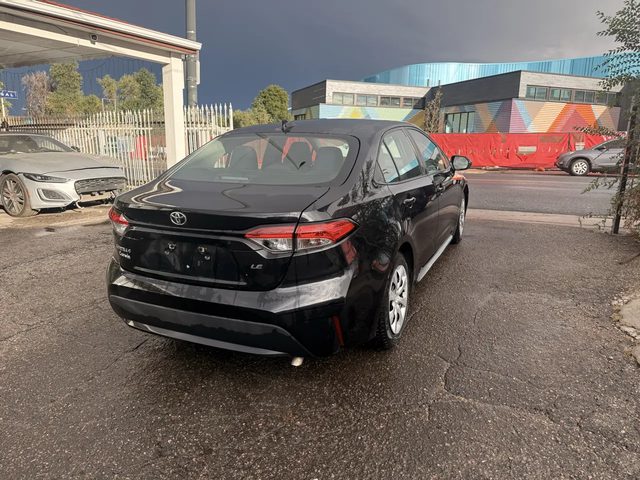 2021 Toyota Corolla LE FWD photo