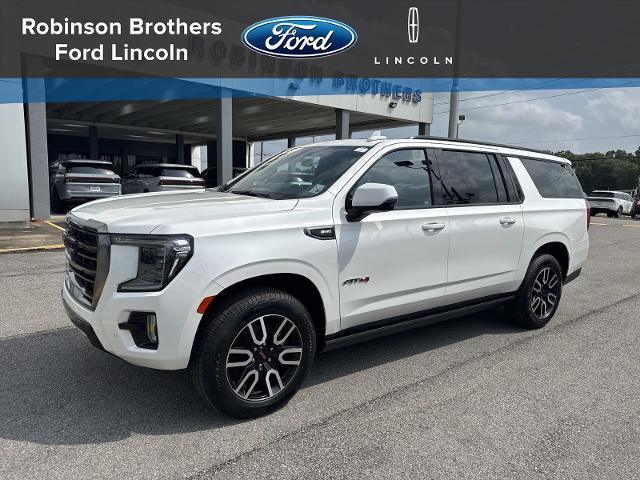 2021 GMC Yukon XL AT4 4WD photo