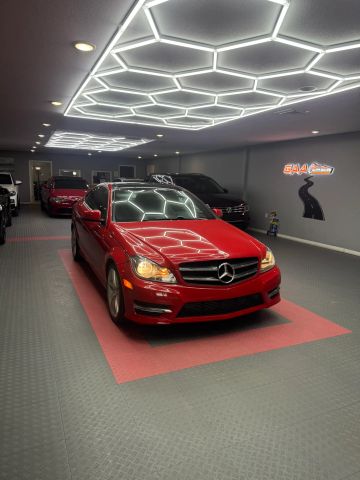 2015 Mercedes-Benz C-Class C 250 RWD photo