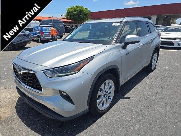 2021 Toyota Highlander Hybrid Limited AWD photo