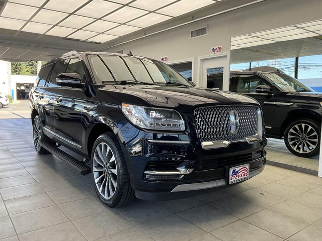 2021 Lincoln Navigator Reserve 4WD photo