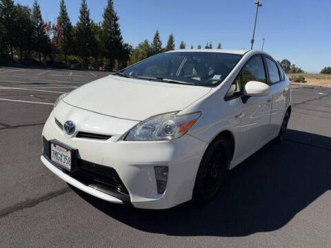 2015 Toyota Prius Three FWD photo