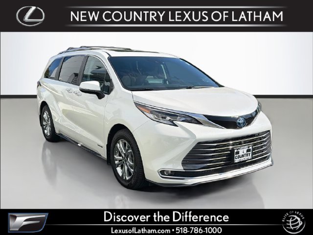 2021 Toyota Sienna Platinum AWD photo
