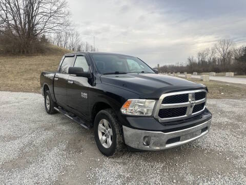 2016 Ram 1500 SLT 4WD photo