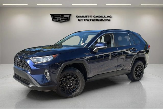 2021 Toyota RAV4 XLE FWD photo